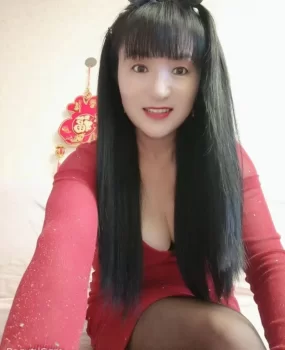 值得体验的轻熟女