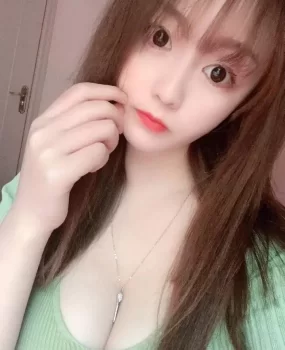 前两天玩了小妹，身材丰满，素质高，很配合很听话