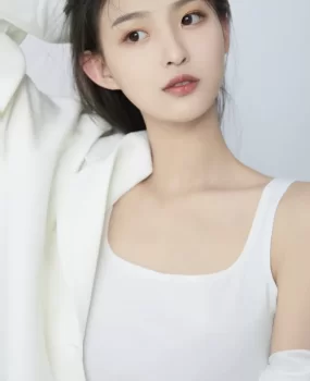 太原兼职妹妹，戏乳嫩逼的，高潮不断，强烈推荐