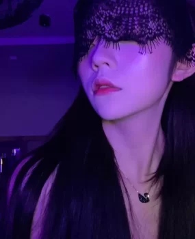 在校大学生纯兼职，前凸后翘皮肤滑嫩紧致